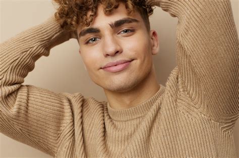 4 Ways to Maximize Your Grooming Routine | Skincare Tips for Men ...