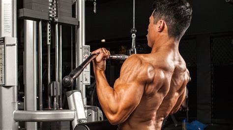 What is the optimal rep range for men primarily focused on building muscle mass and achieving hypertrophy?