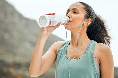 Hydration Tips to Help You Drink More Water | Texas Heritage for Living