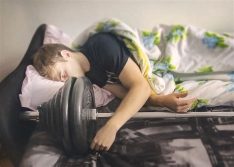 Intermittent Fasting For Bodybuilders: Should You Do It? | BarBend