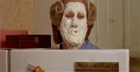 How to Lather Shaving Cream with a Brush! Let's Break Down the Steps!