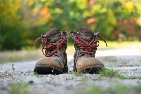 How to Dry Hiking Boots - Our 4 Best Tips!
