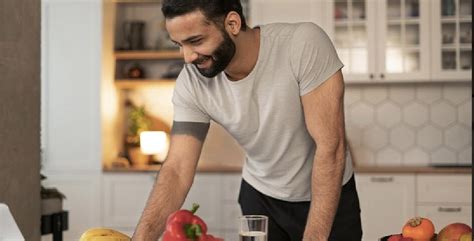 The Role of Nutrition in Men’s Health: 7 Tips for a Balanced Diet Nmami ...
