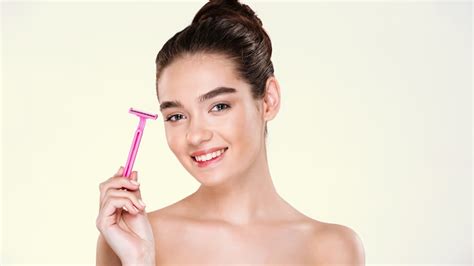 Skincare Do’s And Don’ts After Shaving | OnlyMyHealth