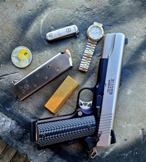 Minimalist edc : r/gun