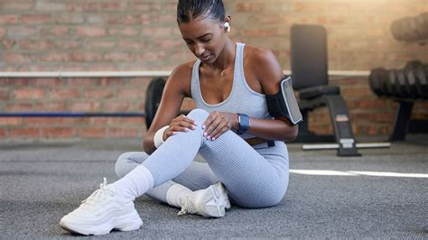 Ask Dr. Adam: Does Poor Sleep Affect Muscle Recovery? - Form - US