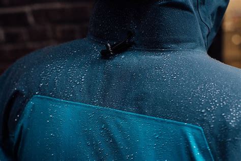 Best way to clean and re-waterproof a GORE-TEX jacket?