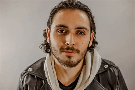 Aftershave Lotion vs Aftershave Balm: Which Should You Use?