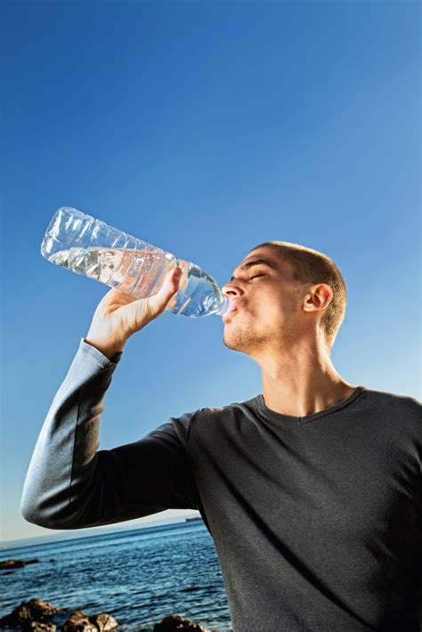 Why Hydration Is So Important and how we can keep our bodies topped up