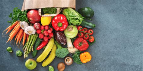What nutrition strategies optimize male energy & focus daily?