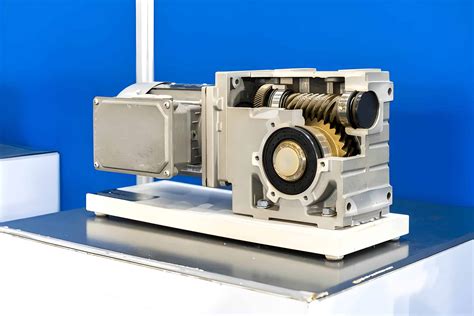 Worm Gears Vs. Helical Gears: A Detailed Comparison Of Performance, Application And Selection ...