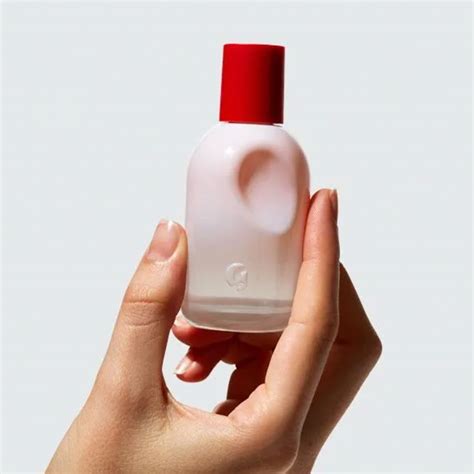 The 10 Best Subtle Perfumes for a Lasting Impression | Who What Wear