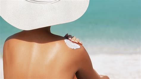 How Often You Should Really Be Applying Sunscreen
