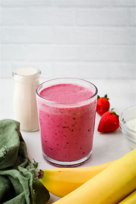 Banana Berry Smoothie - I Heart Vegetables