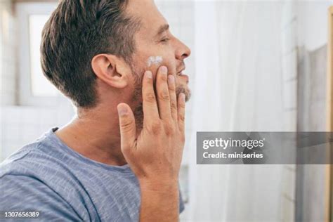 Aftershave Balm Photos and Premium High Res Pictures - Getty Images