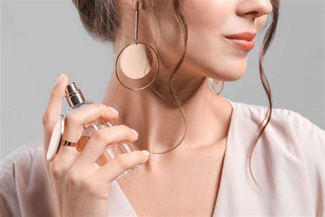 Finding Your Signature Scent: A Guide to Choosing the Perfect Fragrance
