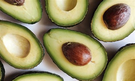 How To Eat Avocados : Top Health Benefits Of Eating Avocados