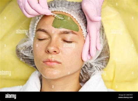 Skinnized hi-res stock photography and images - Alamy