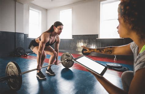 Lower Back Injury From Deadlifts: How To Prevent It? - BoxLife