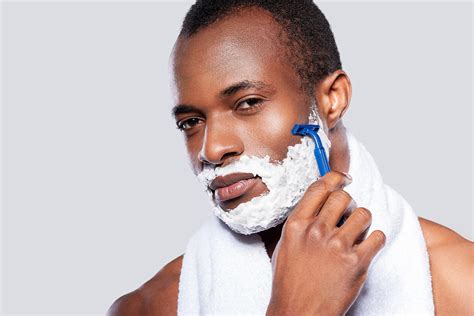 Sensitive Skin Shaving: Tips to Avoid Irritation – MadeMan