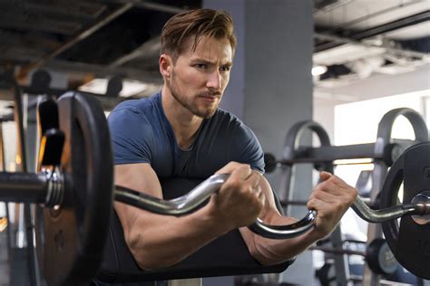 Maximize gym time: efficient strength strategies for peak male performance?
