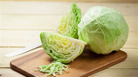 Balance hormones by adding cruciferous vegetables to your diet ...