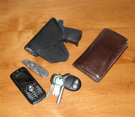 Daily Carry - The Weapon Blog
