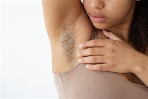 How to combat post-workout sweat & body odor for sustained freshness?