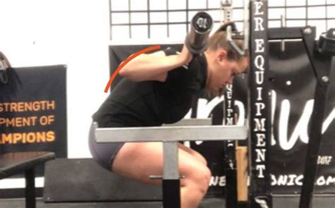 How To Fix Rounded Back During Squats (Ultimate Guide ...