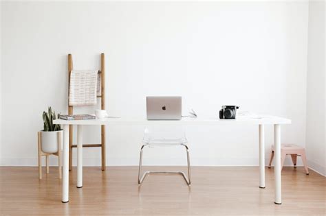 How To Be A Minimalist - Evolve
