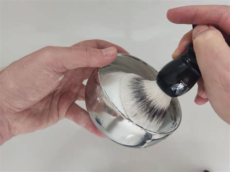 Shaving Cream vs Soap, Gel or Foam - Which Is Best To Use?