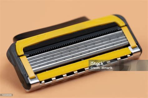Sharp Razor Blade Cassette Stock Photo - Download Image Now - Beard, Macrophotography, Razor ...