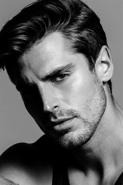 Men portrait @sophianoelle | Photography poses for men, Portrait ...