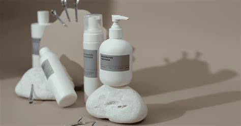 Common Endocrine Disruptors You Should be Avoiding - TopDoctor Magazine