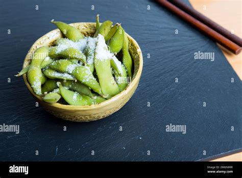 Steamed edamame beans hi-res stock photography and images - Alamy