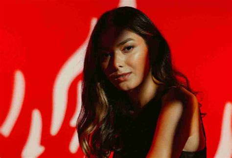 Dress Like an Executive: A Guide to Dressing with Authority and Style