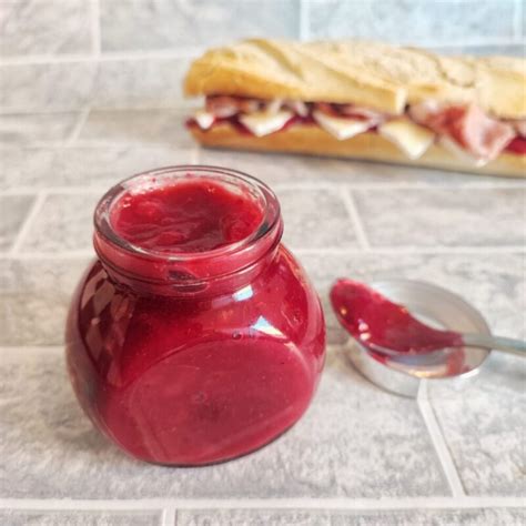 Mindful Eating - How To Eat Mindfully - Healthy Hearty Wholesome