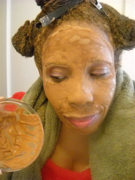 CoilyQueens™ : How to work clay into your hair care regimen