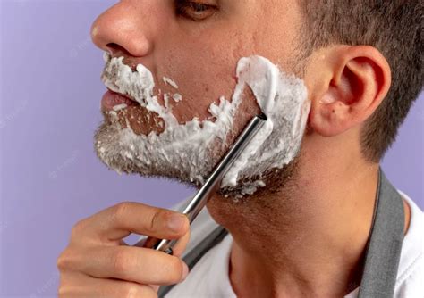 Do I Shave With or Against the Grain? | Shaven Theory