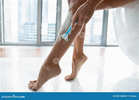 Close Up of Woman Shave Legs with Razor Stock Image - Image of beauty ...