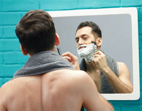 Tips On How To Achieve A Perfect Clean Shave | Gillette IN