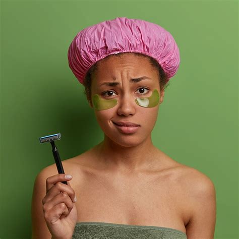 How Long Does It Take for Eyebrows to Grow Back?