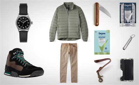 10 Essential Everyday Carry Items For Living Your Best Life - BroBible