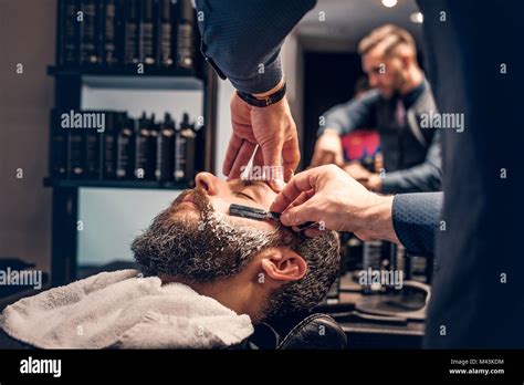 Sharp Razor High Resolution Stock Photography and Images - Alamy