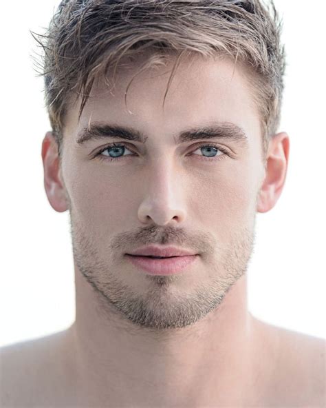 27. Male model Dima Gornovskyi by photographer Dylan Rosser | メンズ ...