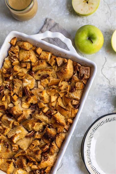 Apple Pecan Bread Pudding - Lenox Bakery