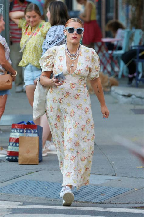 BUSY PHILIPPS at Greenwich House Theater in New York 08/31/2022 ...