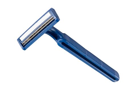 5 Types of Razors & How to Choose the Right One - The Modest Man