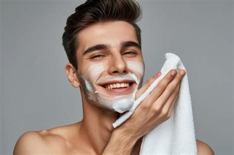 Confident man with smooth skin after shaving | Premium AI-generated image