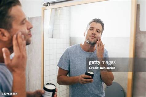 Men Balm Photos and Premium High Res Pictures - Getty Images